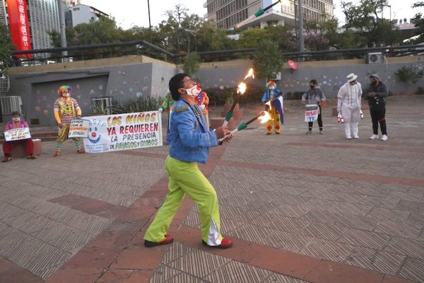 Mañamí la manifestación de payasos | Crónica