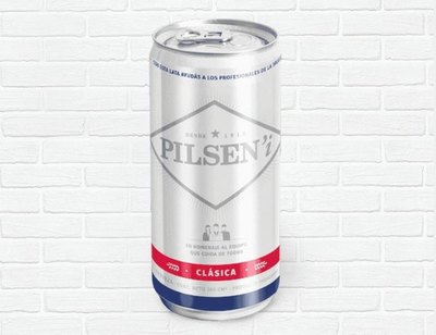 Pilsen rinde homenaje a profesionales de la salud | Crónica
