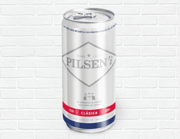 Pilsen rinde homenaje a profesionales de la salud | Crónica
