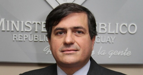 Fiscales presionaron a funcionario para plantar pruebas contra Zacarías