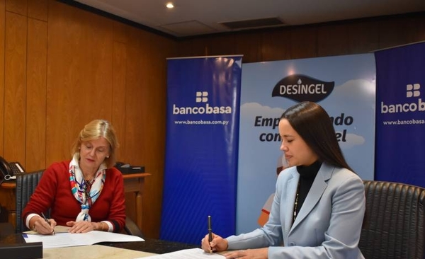 HOY / Banco Basa contribuye con "Yo emprendo con desingel"