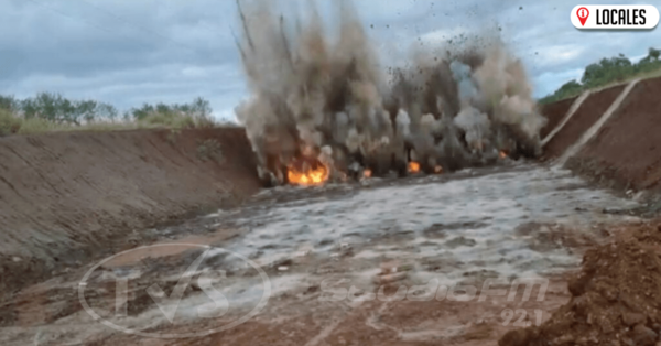 Impresionante voladura de rocas en obra del Corredor de Exportación