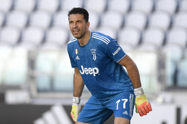 Buffon bate el récord de partidos disputados en la Serie A