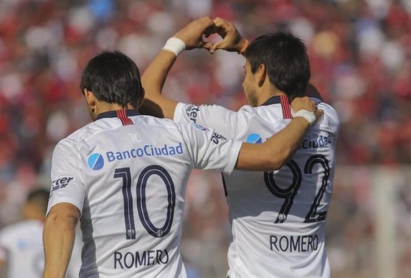 San Lorenzo festeja el 'show de magia' de los Romero