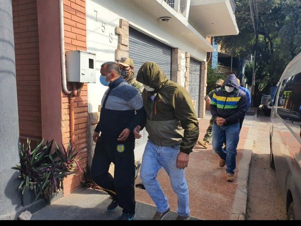 Fiscalía imputa a detenidos por el caso de arsenal en Luque