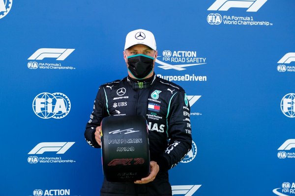 Valtteri Bottas se queda con la primera 'pole' de la temporada