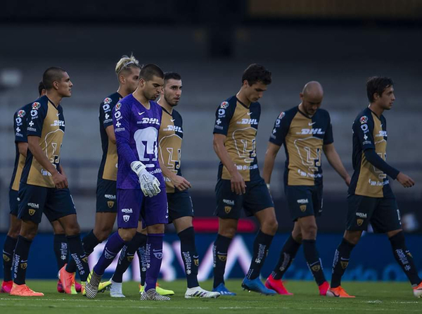 Carlos González marca, pero no le alcanza a Pumas