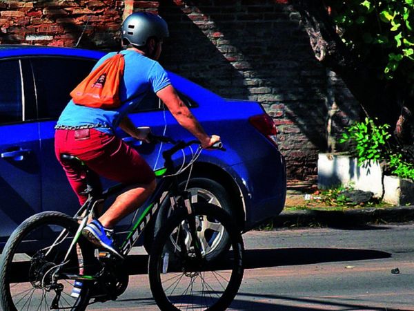 Pedaleó 6 meses y no pudo cumplir su sueño