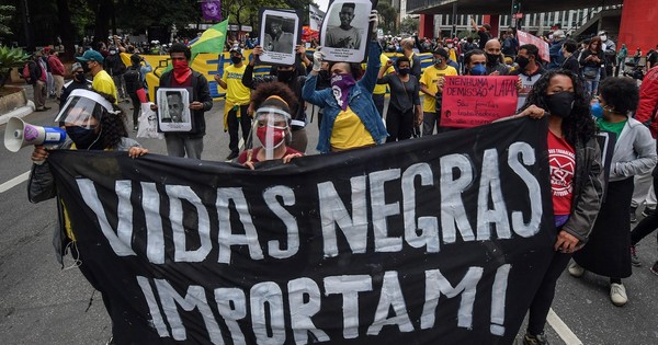 Manifestación contra el racismo y la violencia policial en San Pablo