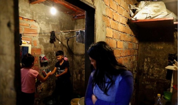 Pobreza infantil se dispara en Argentina por pandemia del coronavirus