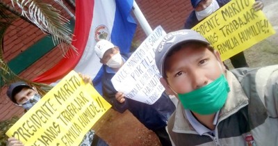 Asociación de caddies del Asunción Golf Club se manifestó exigiendo volver a trabajar