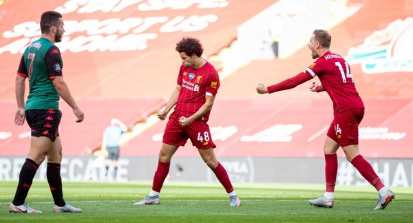 Liverpool logra primer triunfo como campeón y piensa en batir récords