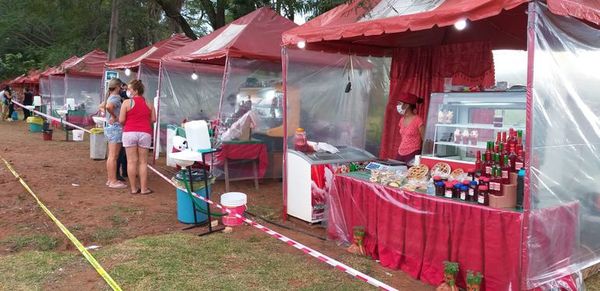 Comenzó la feria de frutillas en Areguá - Nacionales - ABC Color