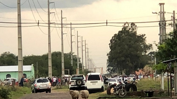 Denuncian aglomeración en carrera de caballos: evento tuvo "visto bueno" de Salud - PARAGUAYPE.COM