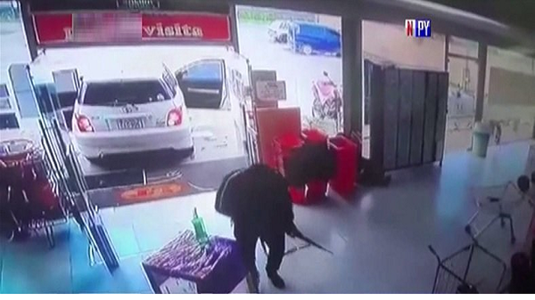 Hombres armados asaltan supermercado y se llevan G. 27 millones - PARAGUAYPE.COM