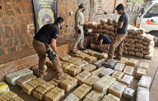 Incautaron cerca de 730 kilos de marihuana en Itapúa