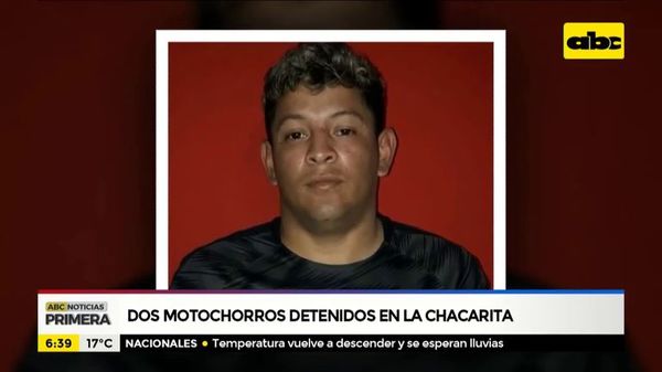 Dos motochorros detenidos en la Chacarita - ABC Noticias - ABC Color