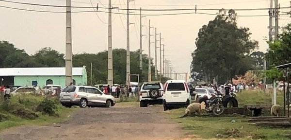 Investigan polémica y multitudinaria carrera de caballos | Noticias Paraguay