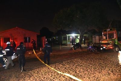 Comisario confirma que autor del quíntuple homicidio había llamado a la Policía cerca de una hora antes - Nacionales - ABC Color