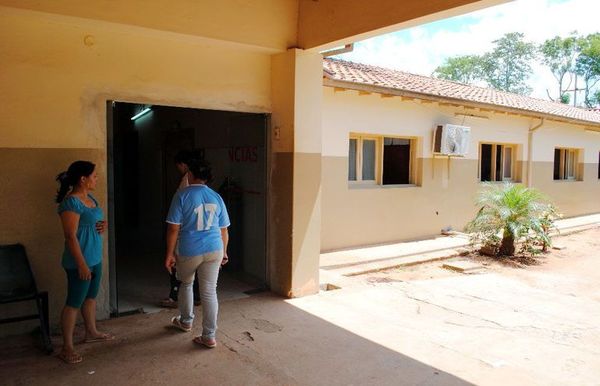 Supuesta negligencia en el Hospital de Santa Rosa  - Nacionales - ABC Color