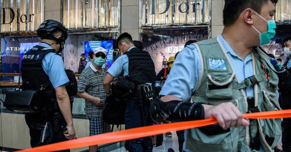 China acusa al Reino Unido de “grave injerencia” sobre Hong Kong
