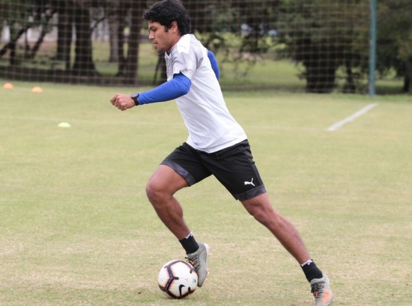 Albirrojos iniciaron tercera semana de entrenamientos - APF