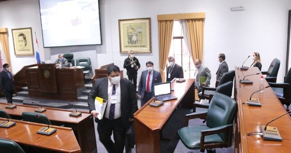 Intendente de PJC manejaba el municipio como su empresa, dice concejal