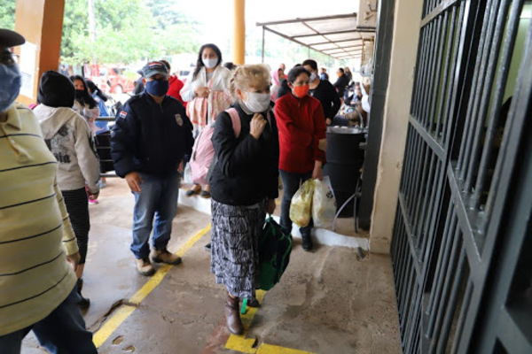 Presos en Tacumbú se manifiestan para volver a recibir visitas