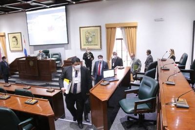 Intendente de PJC manejaba el municipio como su empresa, dice concejal