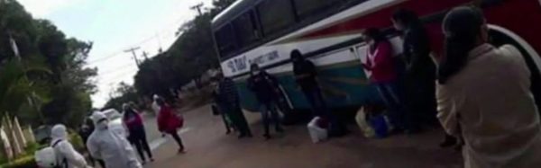 Paciente con covid-19 escapó y subió a un bus | Noticias Paraguay