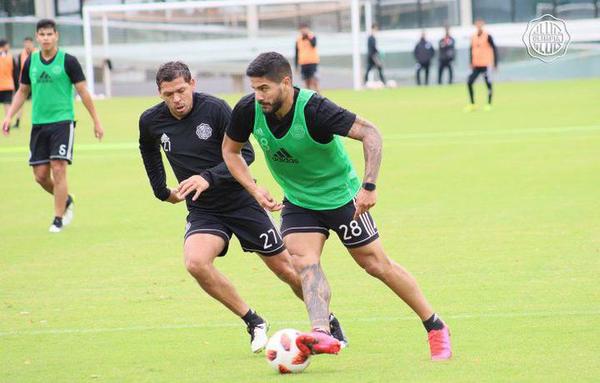 APF confirmó amistosos en la semana previa al retorno del torneo local
