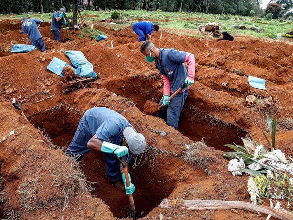 Brasil sobrepasa los 65.000 fallecidos por Covid-19, con 620 el último día