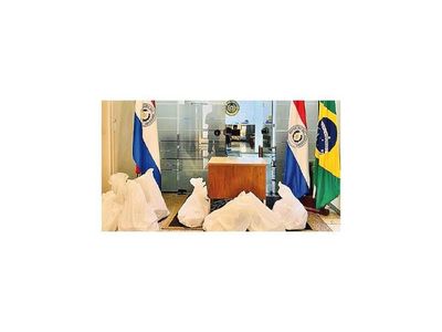 Consulado refuerza entrega de alimentos