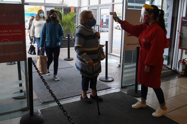 Uruguay exigirá test de covid-19 a todos los que ingresen al país - Viajes - ABC Color