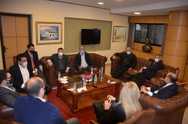 Abdo busca apoyo del Congreso a su plan de reactivación económica - Nacionales - ABC Color