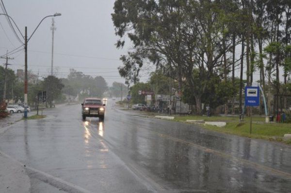 Martes de intensa lluvia en Misiones y anuncian descenso de temperatura - Digital Misiones