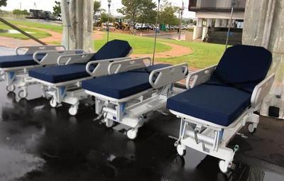 Salud recibió donación de 120 camas hospitalarias por parte de cooperativistas