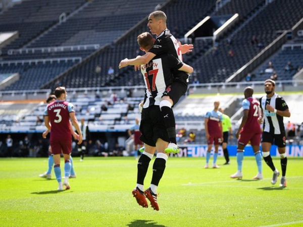 Los goles de Almirón en el fútbol inglés