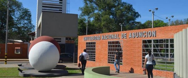 Universitarios dicen que darán guerra a los recortes en la UNA - ADN Paraguayo