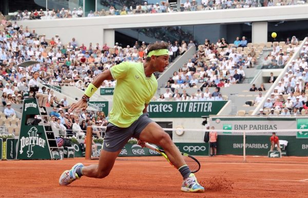 Roland Garros con público y cancha techada