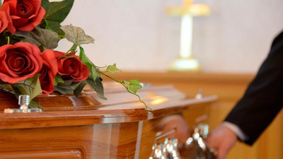 Algunas funerarias no cumplen el protocolo para velatorios, advierten