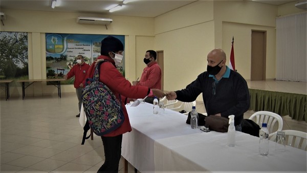 INDI desembolsó ayuda económica para estudiantes indígenas del Chaco