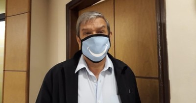 Se debe realizar un control cruzado para saber qué pasó con compras de Salud, dice senador