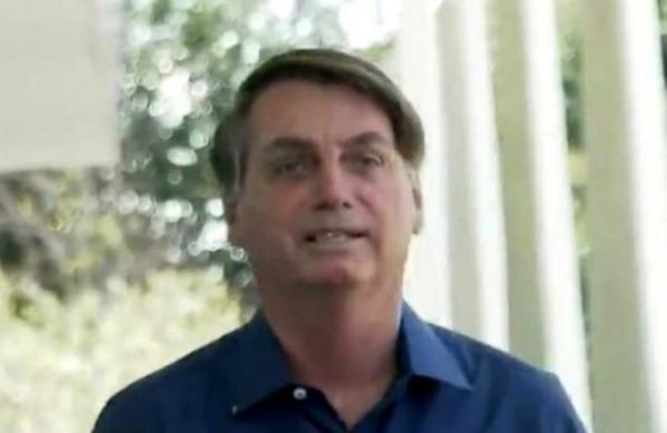 Bolsonaro se quita la mascarilla frente a la prensa luego de anunciar que tiene Covid-19 - C9N