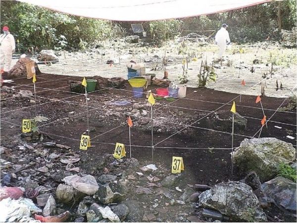 Identifican restos de uno de los 43 desaparecidos de Ayotzinapa