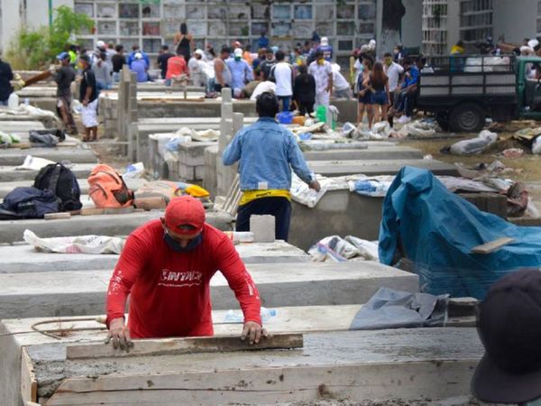 Ecuador reporta 52 nuevos decesos para totalizar 4.873 muertes por Covid-19