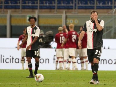 Juventus desperdicia un 2-0 y cae 4-2 ante el Milan