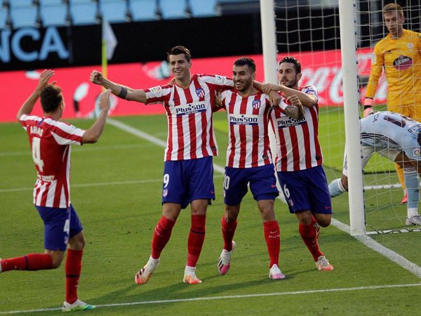 Un gol de Morata sostiene al Atlético en Vigo