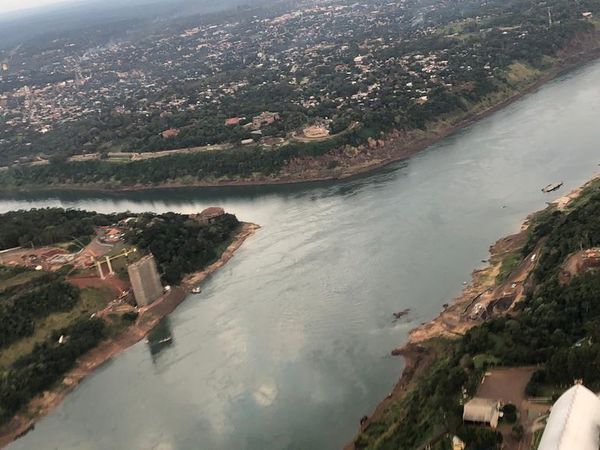 Ya se pueden ver las enormes estructuras del segundo puente con Foz de Iguazú - Nacionales - ABC Color