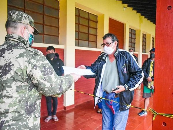 Connacionales abandonan albergue de Itapúa y vuelven a sus hogares